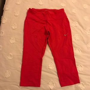 LIKE NEW Nike running crops